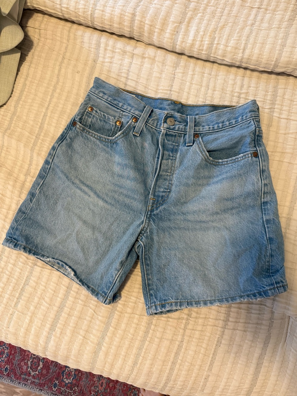 501s Levi’s Long Light Blue Denim Women's Shorts